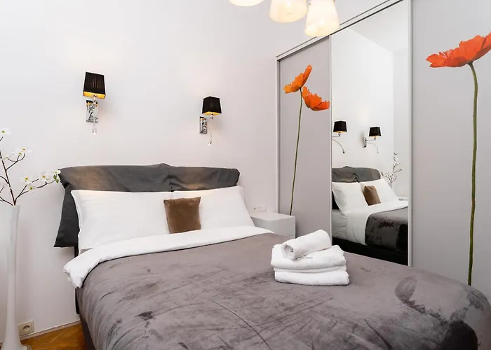 Old Town Gertrudy Apartment